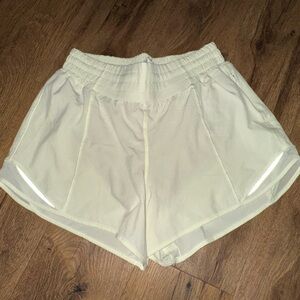 Lululemon Hotty Hot High Rise shorts